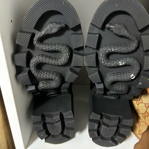 GUCCI CALFSKIN NAPPA RHOMBUS QUILTED TRIP ANKLE BOOTS 40 BLACK - Picture 6 of 6